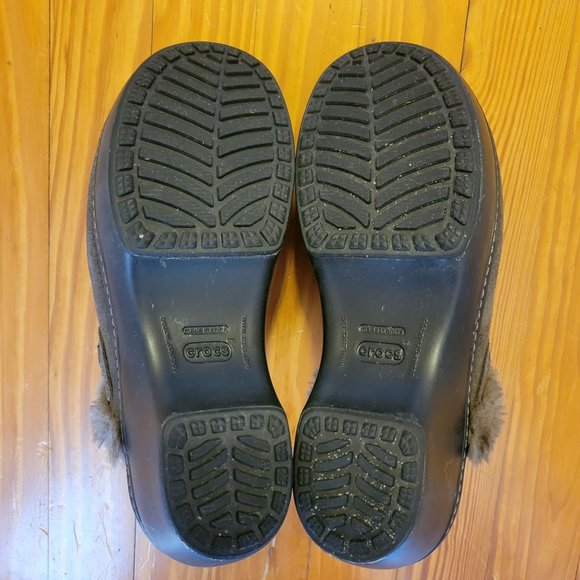 Crocs 9 Brown Leather Clogs Mules Chunky Heels Slip On Faux Fur Lined COBBLER EV - Picture 4 of 8